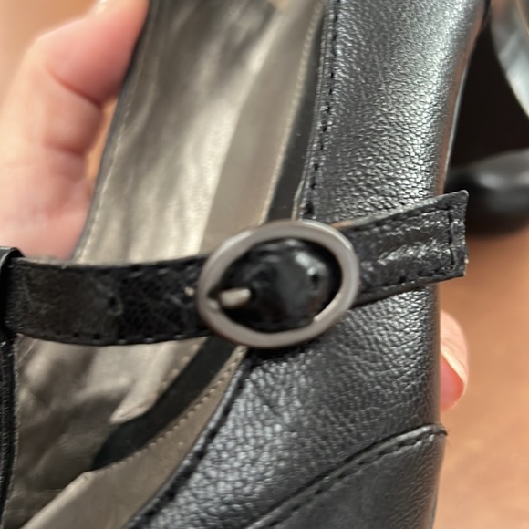 Naturalizer Mary Jane N5 comfort 2 1/2” stack wood heel EUC - Picture 7 of 7